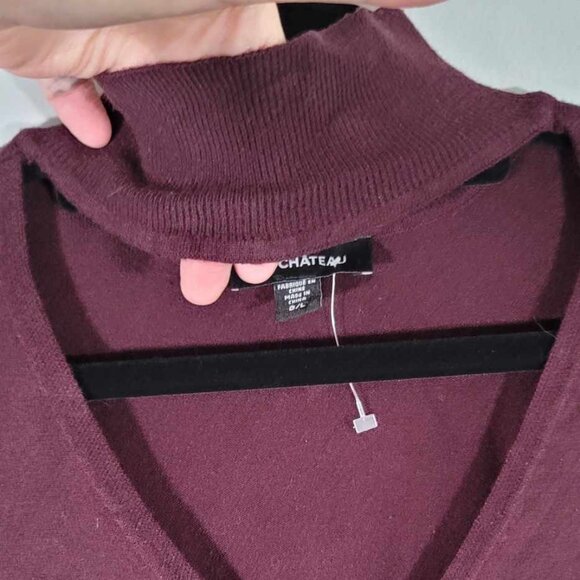 Le Chateau burgundy sweater with v neck cut out. EUC - Picture 3 of 7